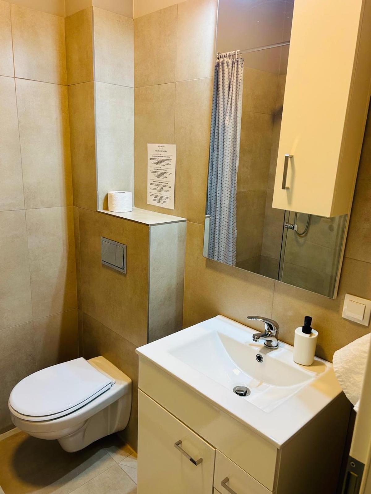 Hotel New House Sybin Zewnętrze zdjęcie