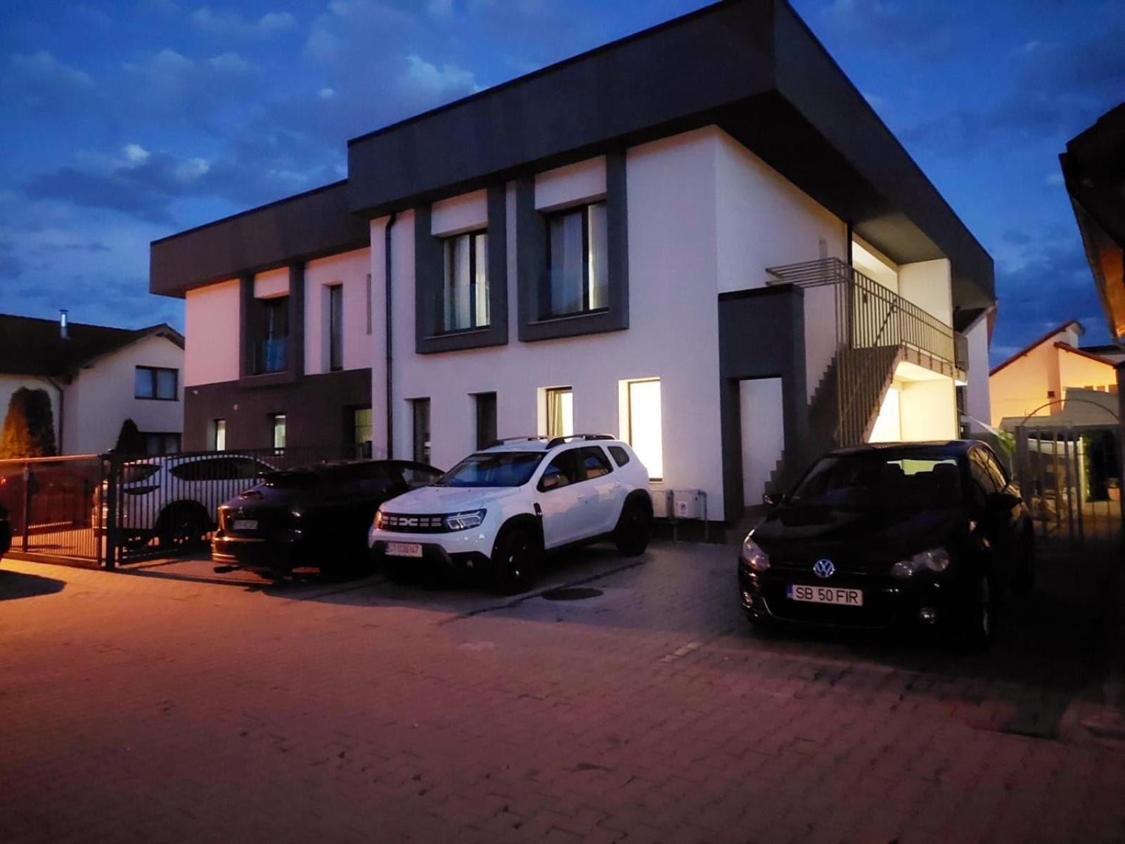Hotel New House Sybin Zewnętrze zdjęcie